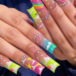 24pc Press On Nail Set from the Nail Bar 💅